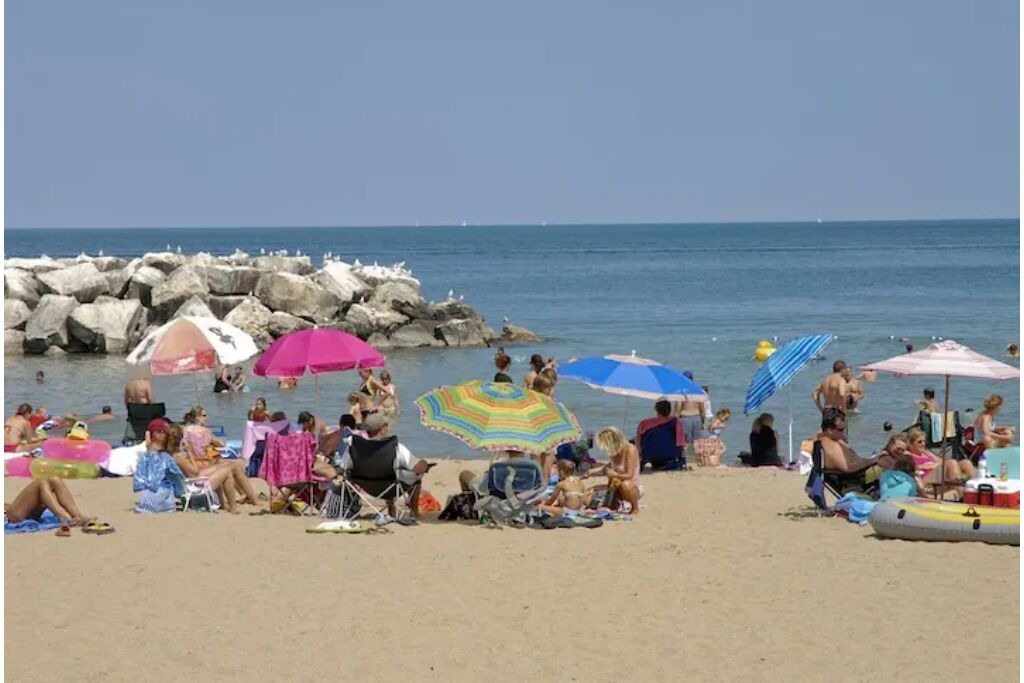 Photo of Others in Lake Forest