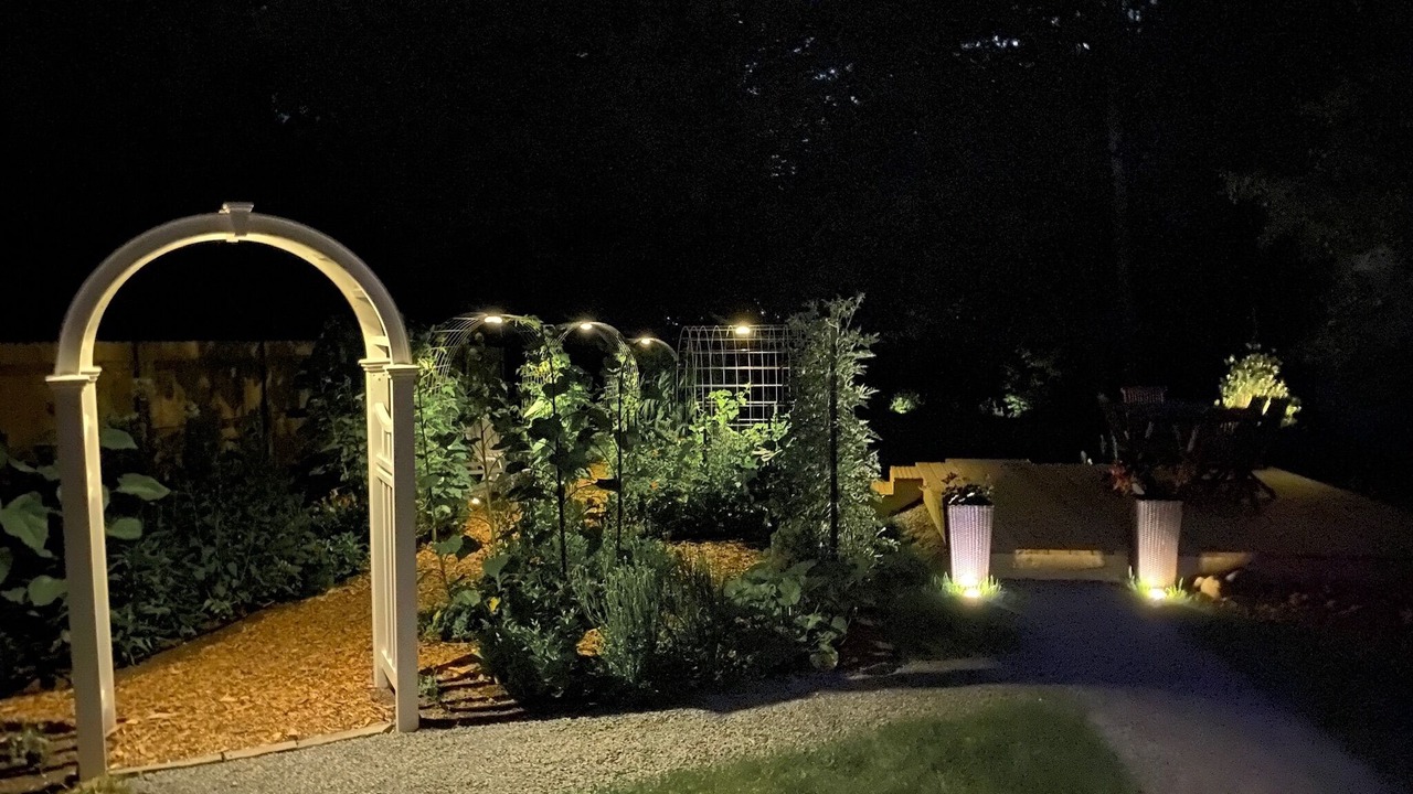 Photo of Outdoor in Russell