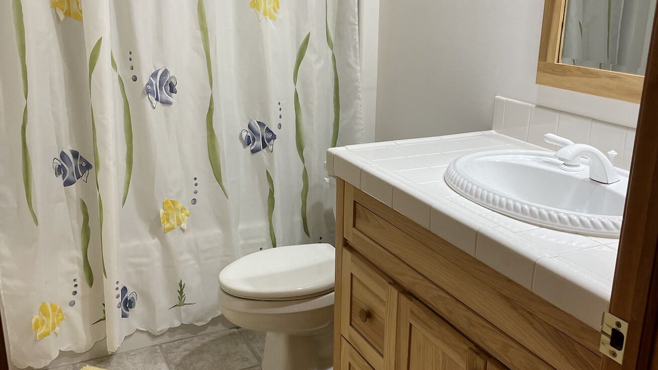 Photo of Bathroom in Cordova