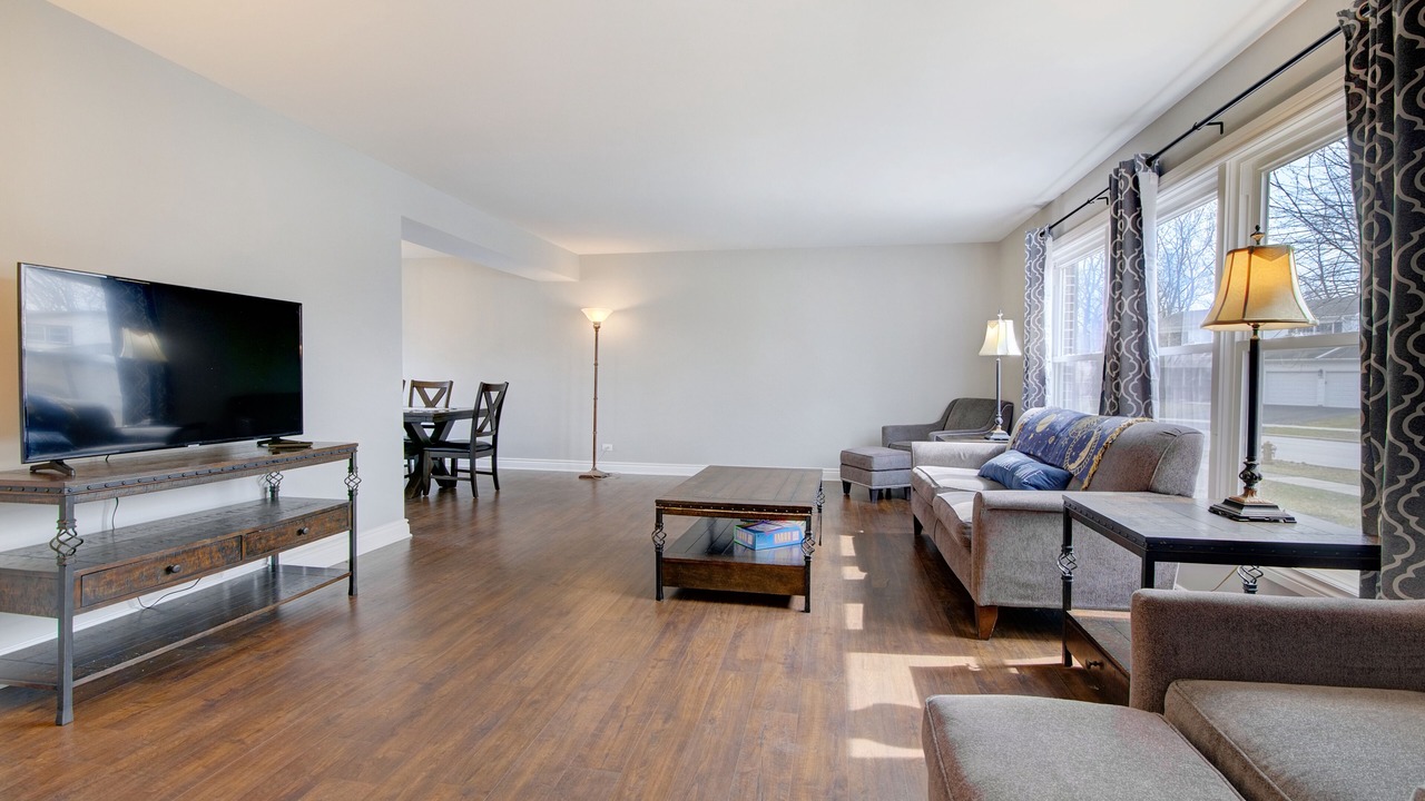 Photo of Livingroom in Arlington Heights