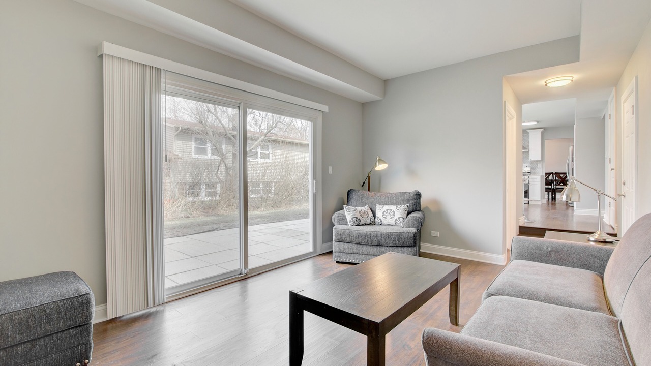 Photo of Livingroom in Arlington Heights