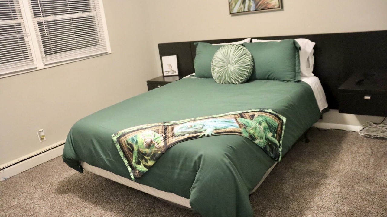 Photo of Bedroom in Fox Valley