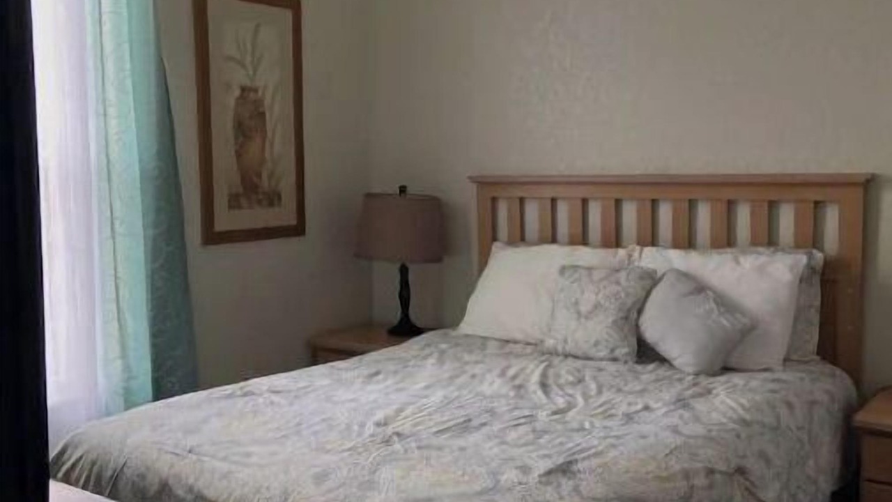 Photo of Bedroom in Forest Park