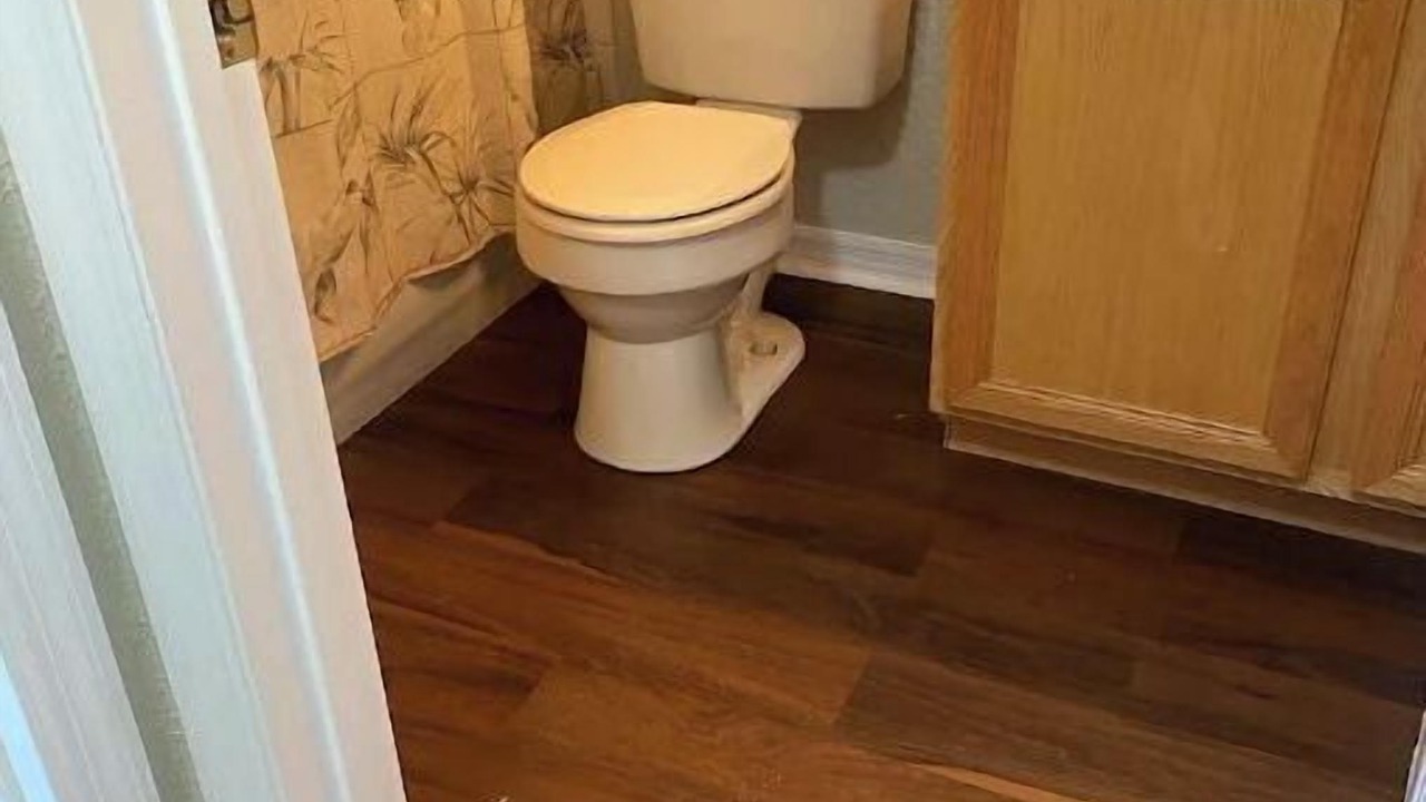 Photo of Bathroom in Forest Park