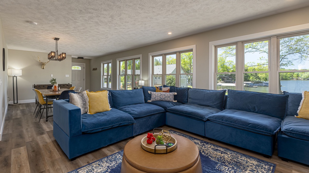 Photo of Livingroom in Wolf Creek