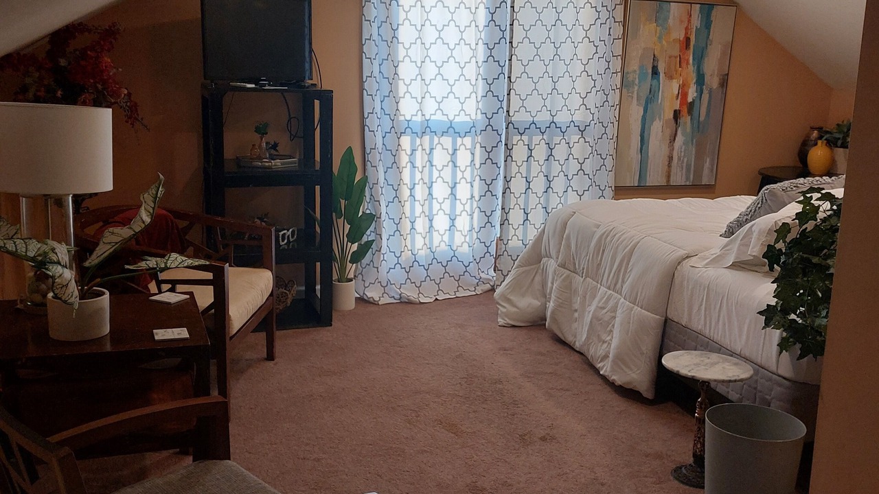 Photo of Bedroom in Waukegan