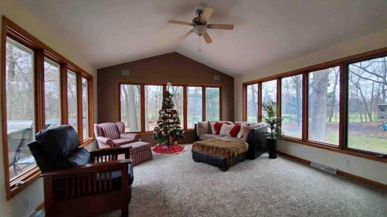 Photo of Livingroom in Rockford