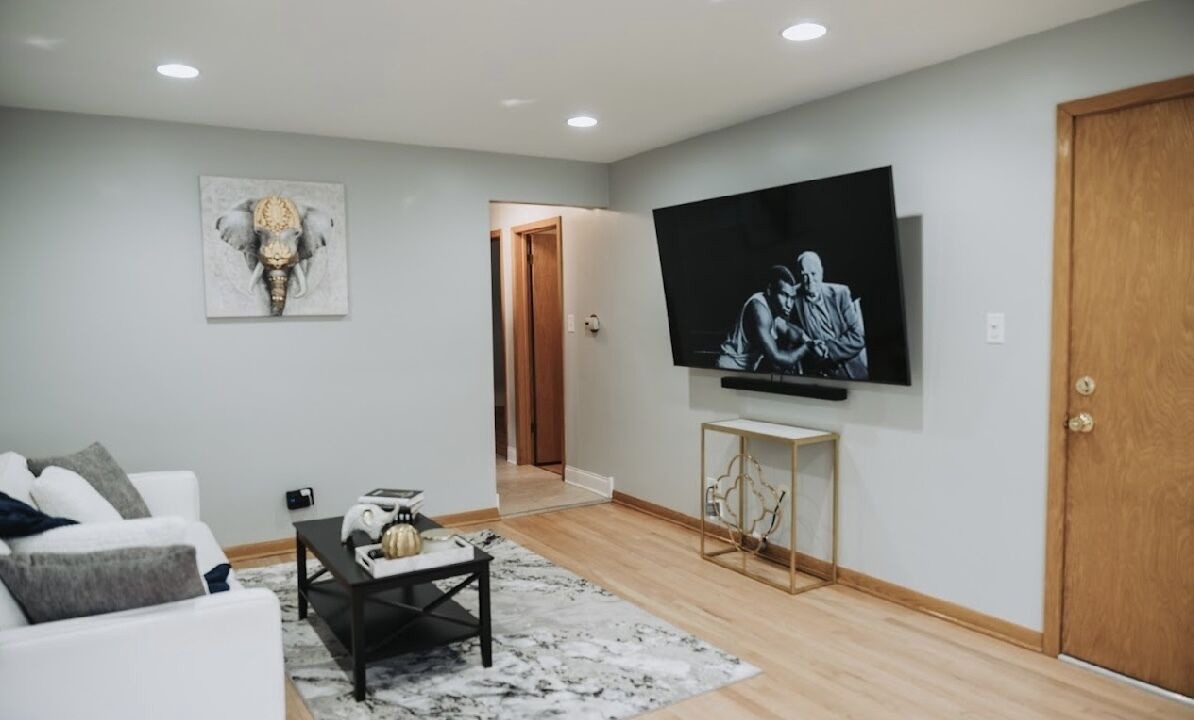 Photo of Livingroom in O'Hare
