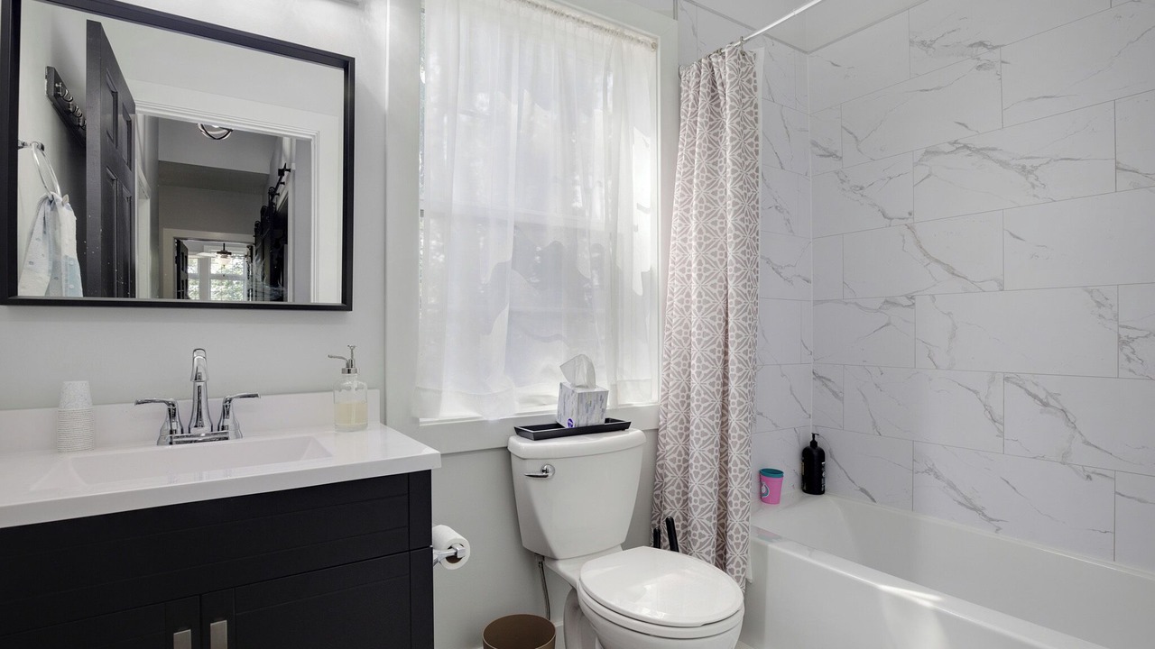 Photo of Bathroom in Fox Lake