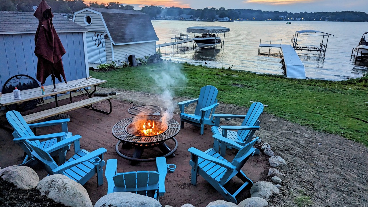 Photo of Others in Fox Lake