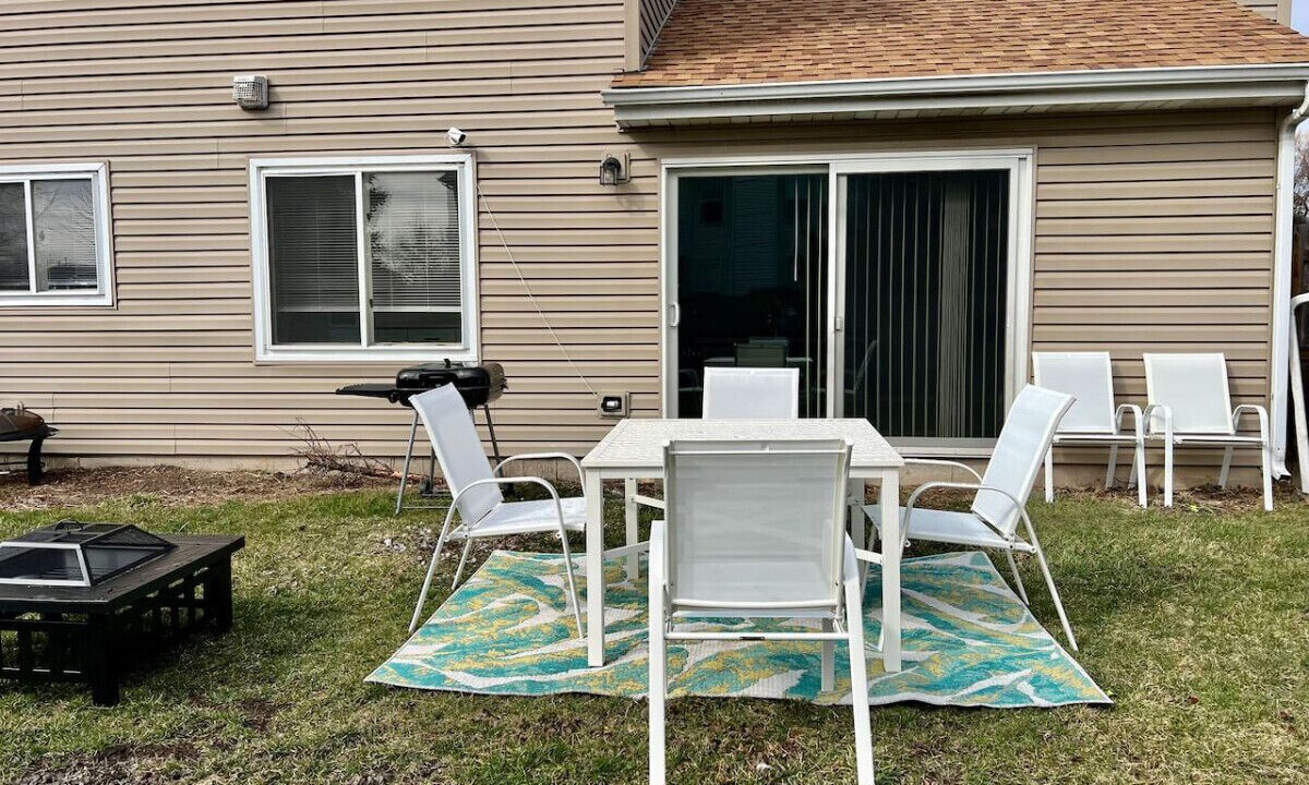 Photo of Outdoor in Crystal Lake