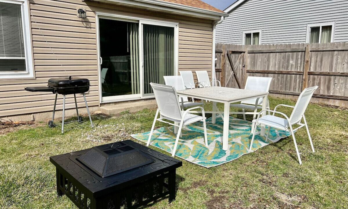 Photo of Outdoor in Crystal Lake