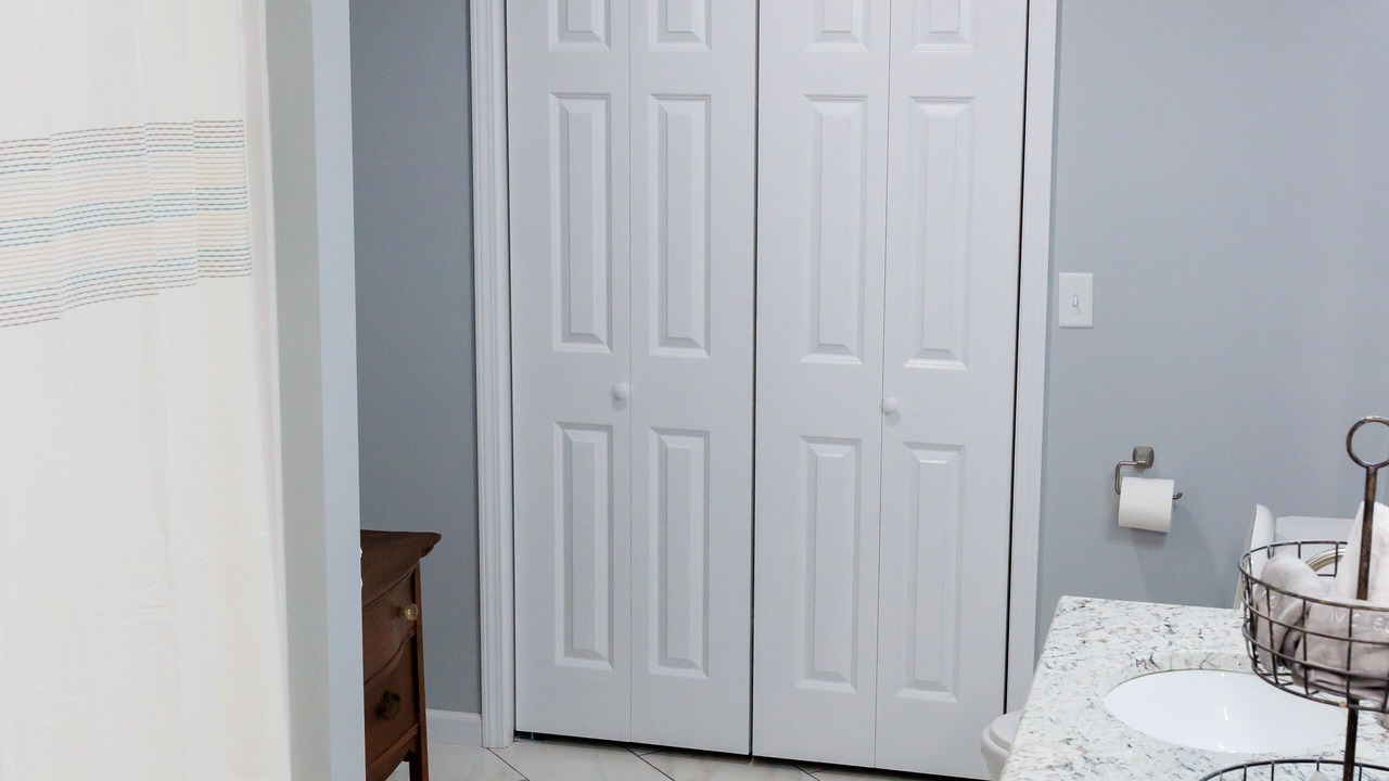 Photo of Bathroom in Lakewood  Shelby County