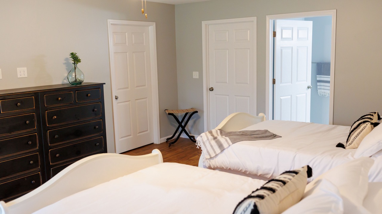 Photo of Bedroom in Lakewood  Shelby County