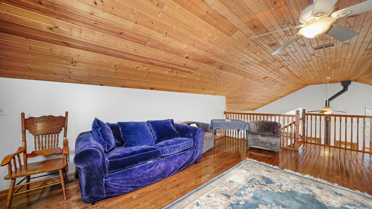 Photo of Livingroom in Waukegan