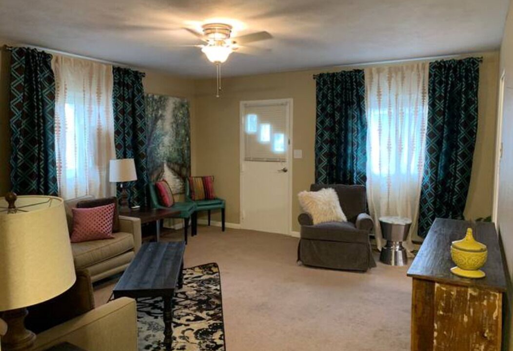 Photo of Livingroom in Farmington