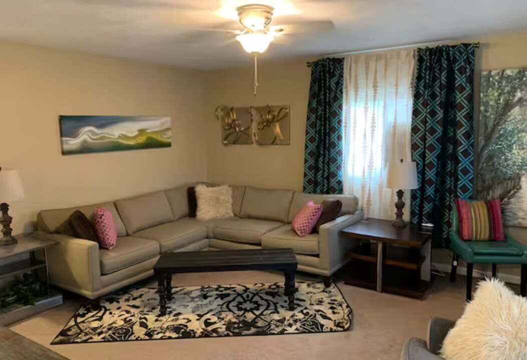 Photo of Livingroom in Farmington