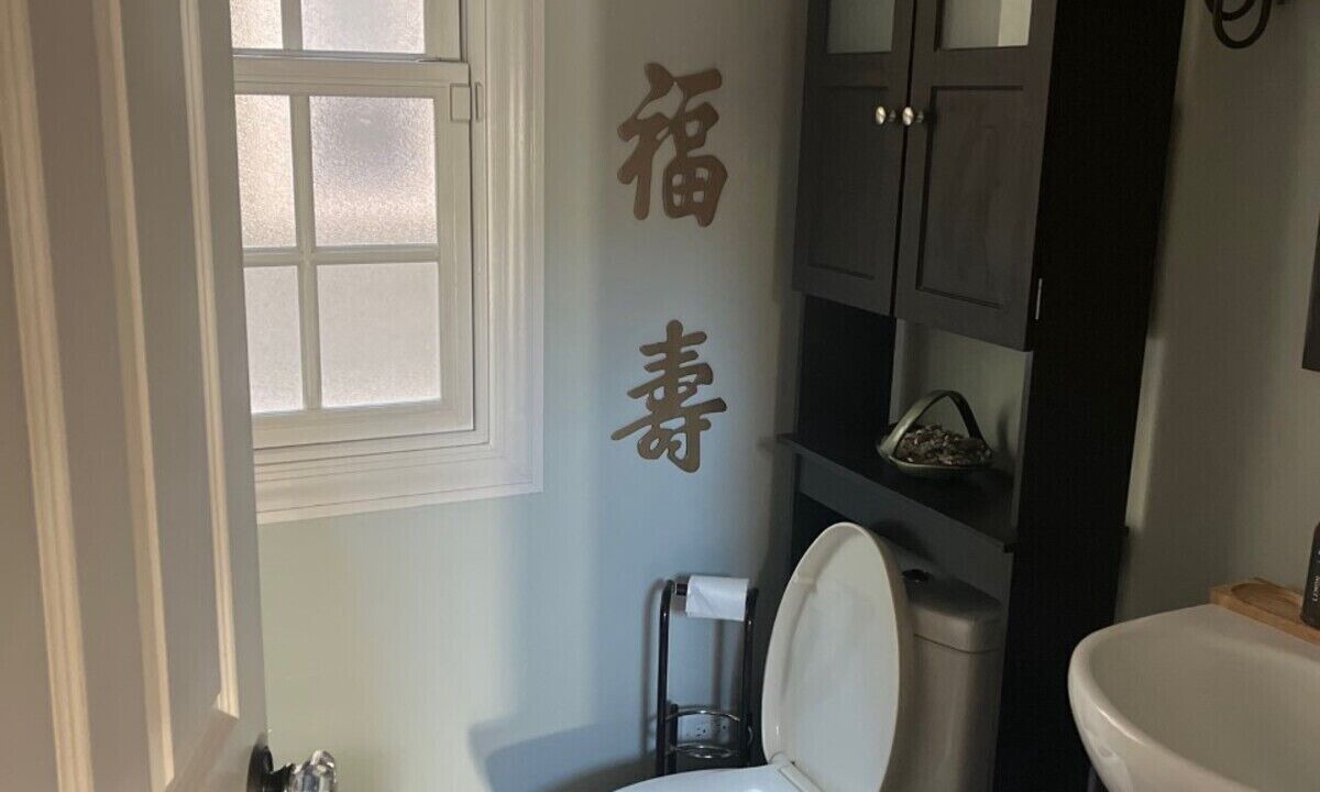 Photo of Bathroom in Lake Forest