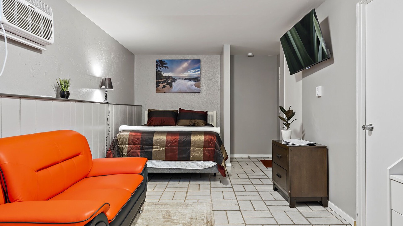 Photo of Bedroom in Aurora