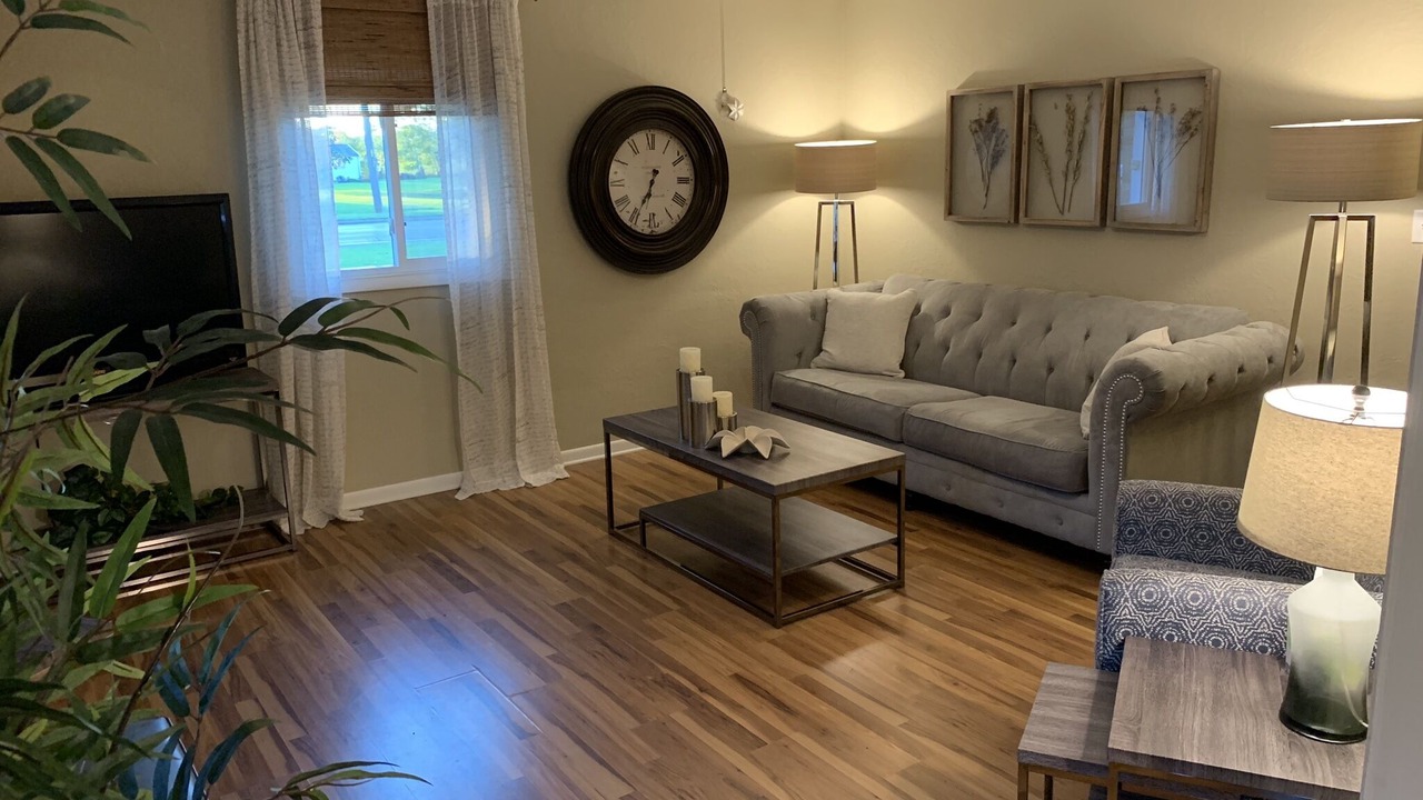 Photo of Livingroom in Farmington