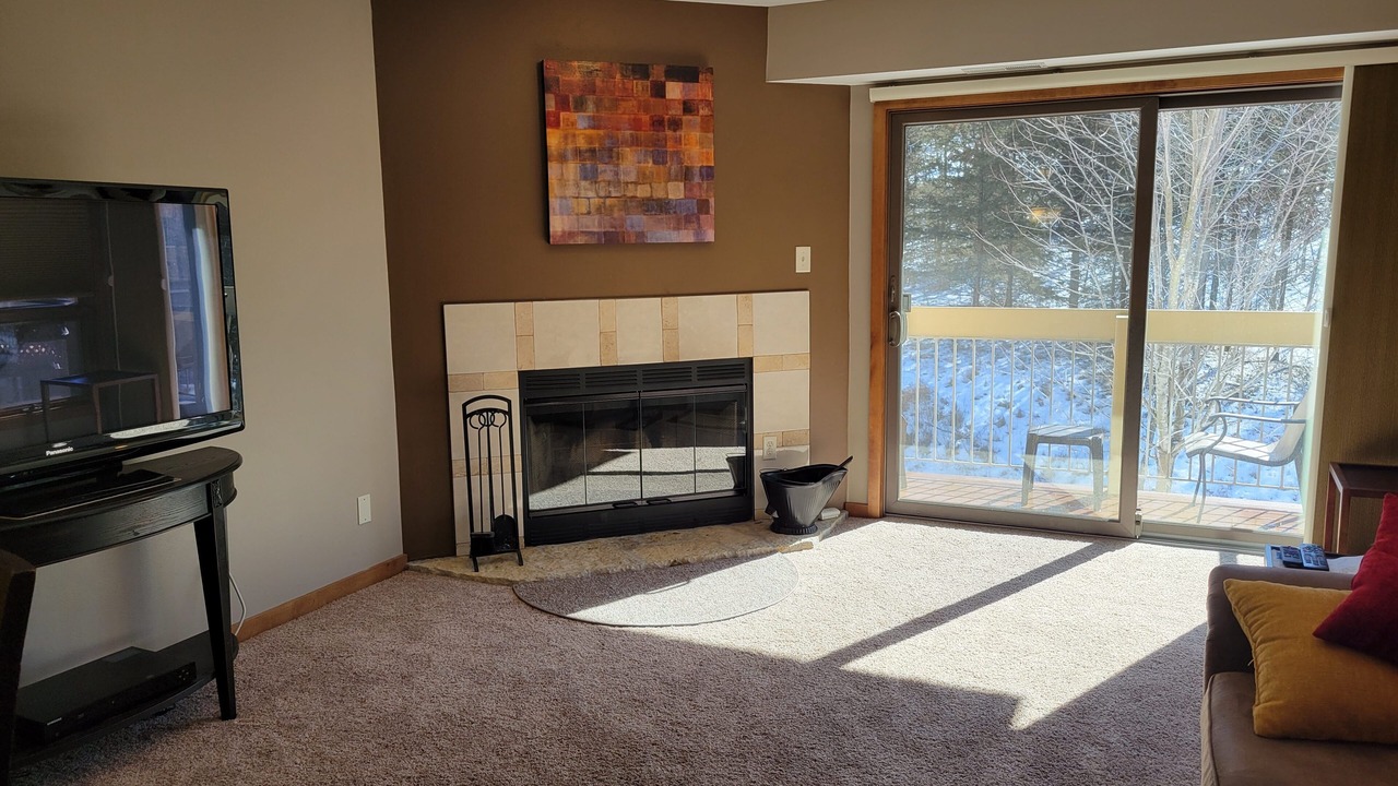 Photo of Livingroom in The Galena Territory