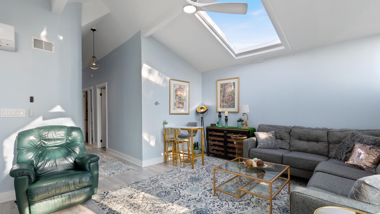 Photo of Livingroom in Logan Square