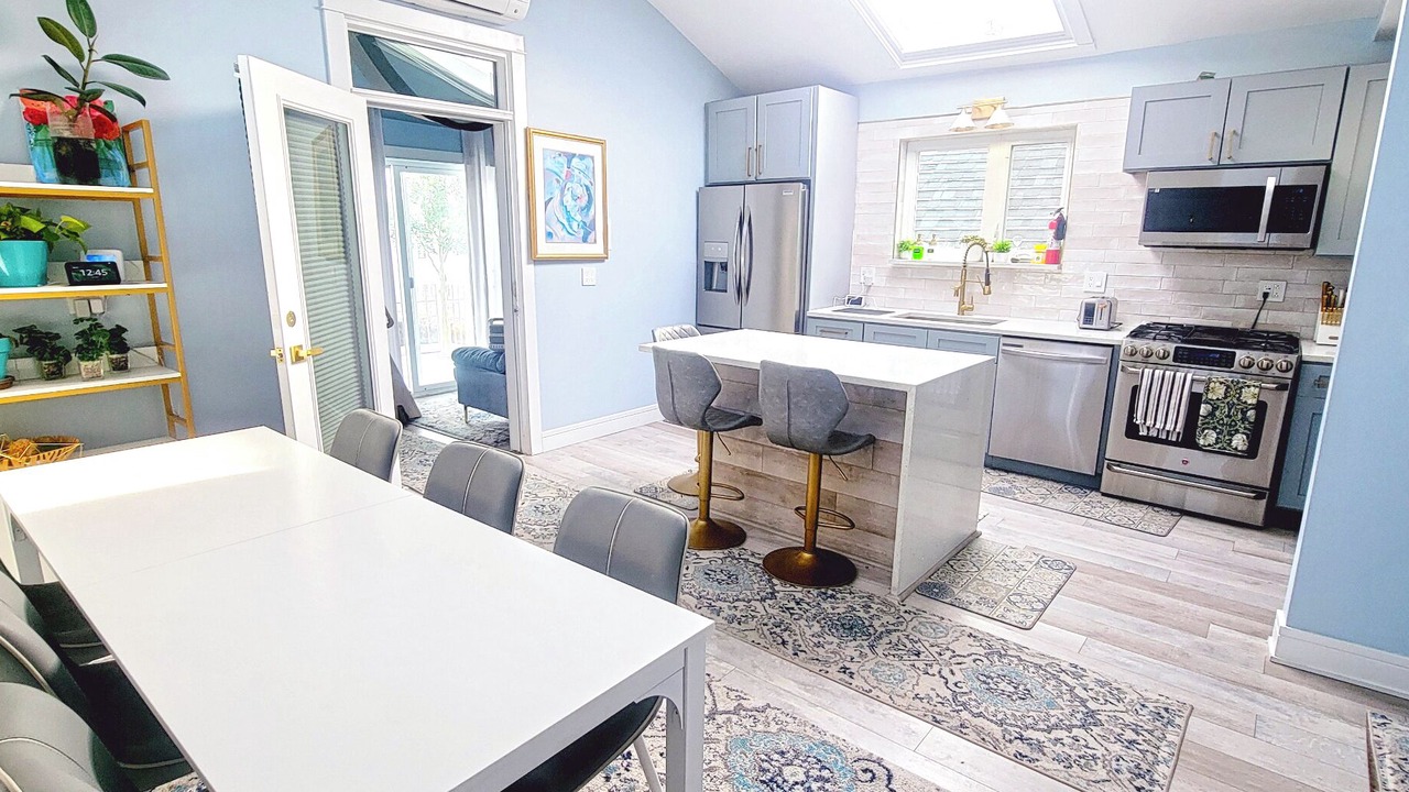 Photo of Kitchen in Logan Square