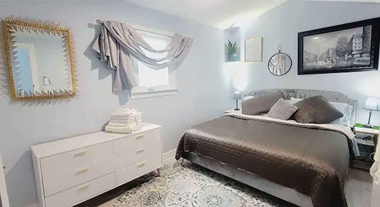 Photo of Bedroom in Logan Square
