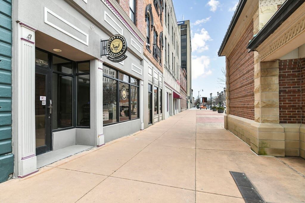 Photo of Others in Downtown Springfield