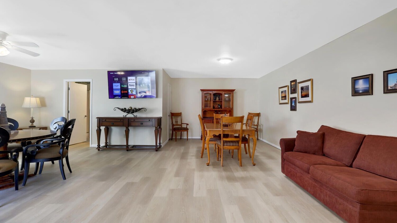 Photo of Livingroom in Monticello
