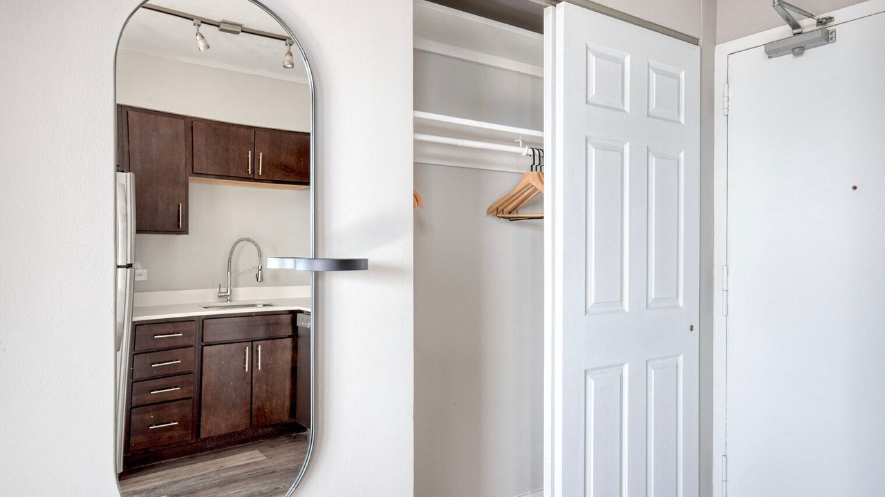 Photo of Bathroom in Edgewater Beach