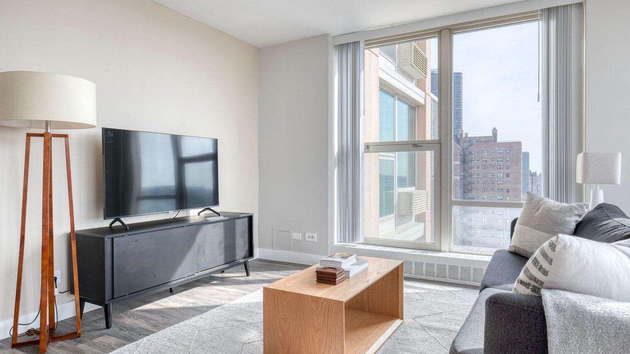 Photo of Livingroom in Edgewater Beach
