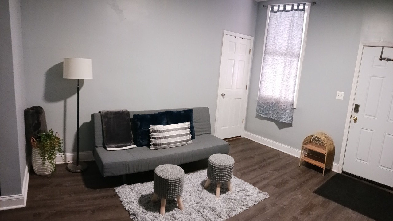 Photo of Livingroom in Little Village