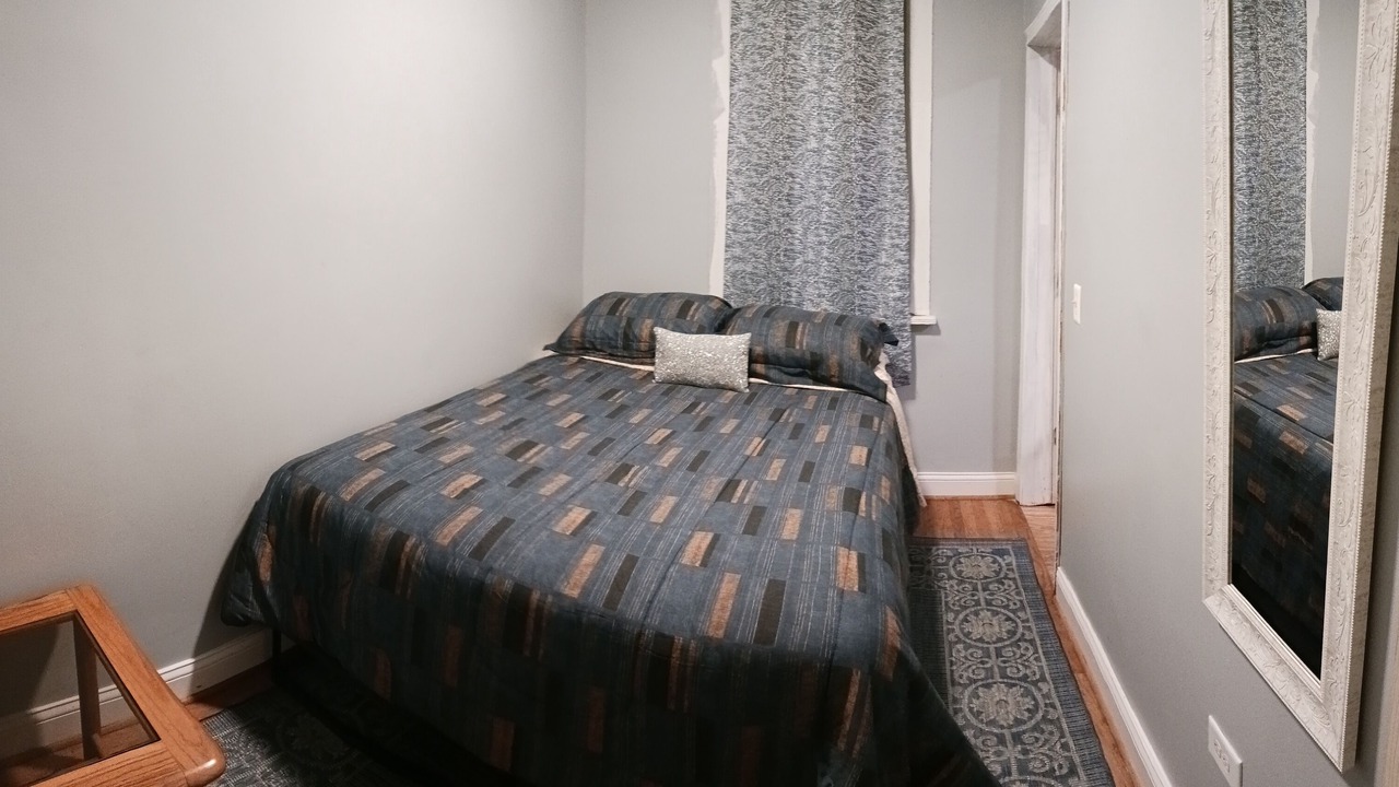 Photo of Bedroom in Little Village