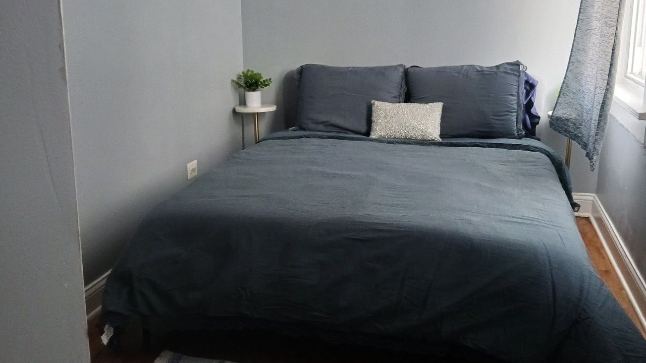 Photo of Bedroom in Little Village