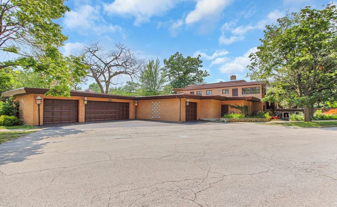 Photo of Outdoor in Edgebrook