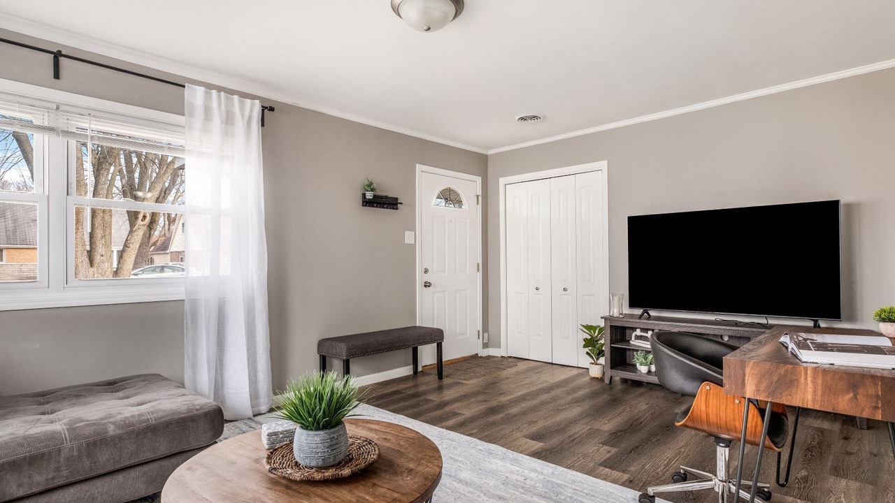 Photo of Livingroom in Midlothian