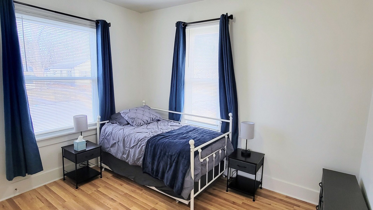 Photo of Bedroom in Galesburg