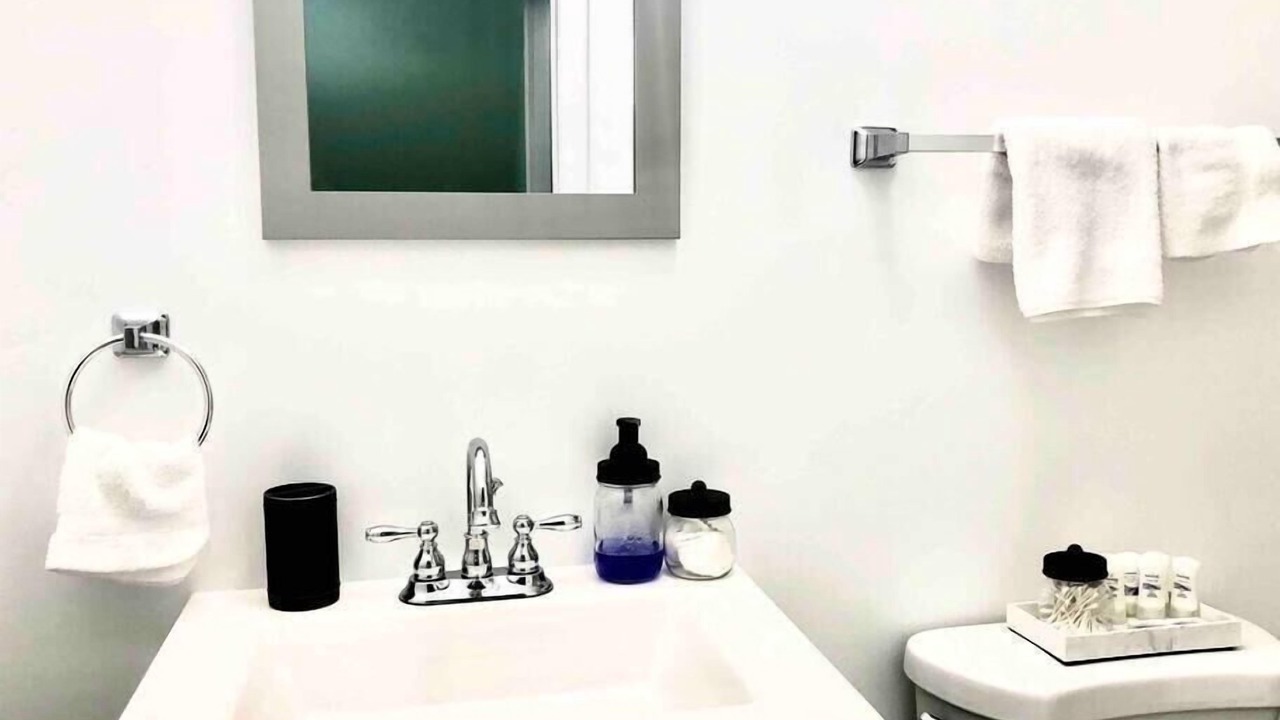 Photo of Bathroom in Forestview