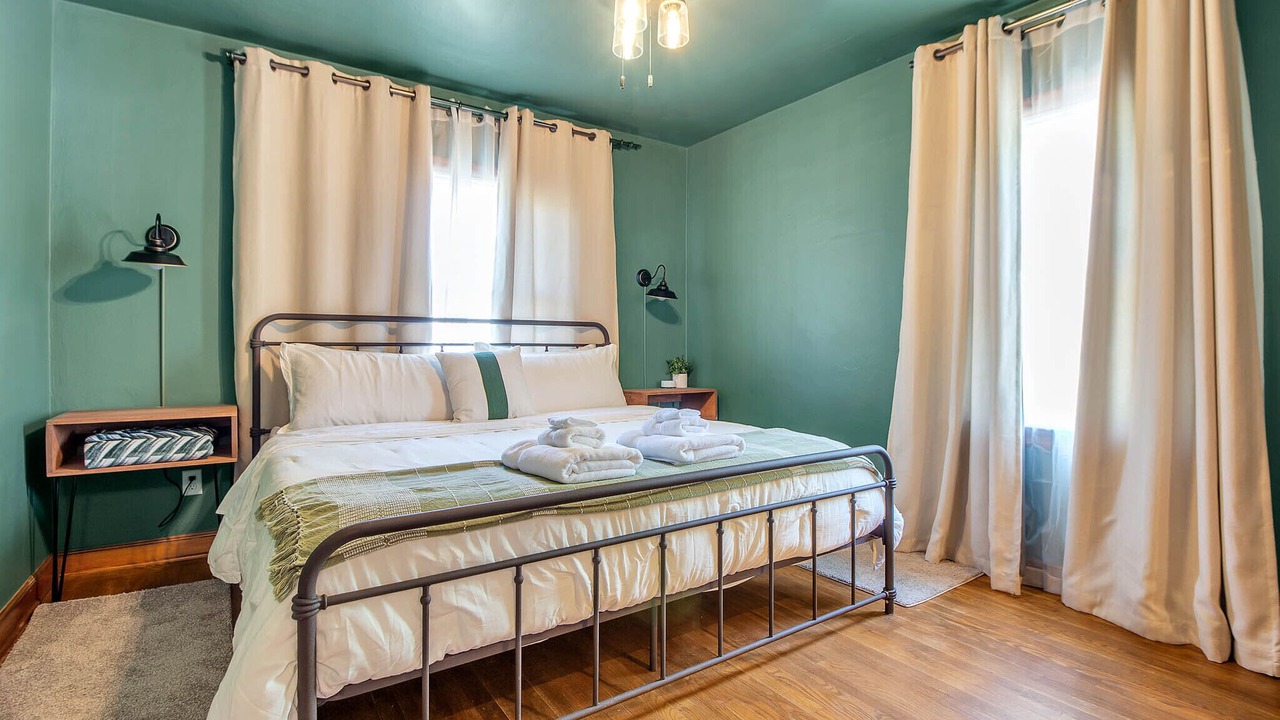 Photo of Bedroom in Marion