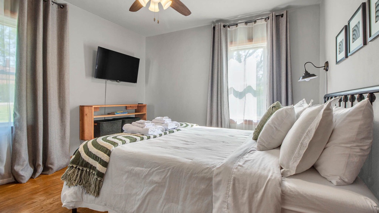 Photo of Bedroom in Marion