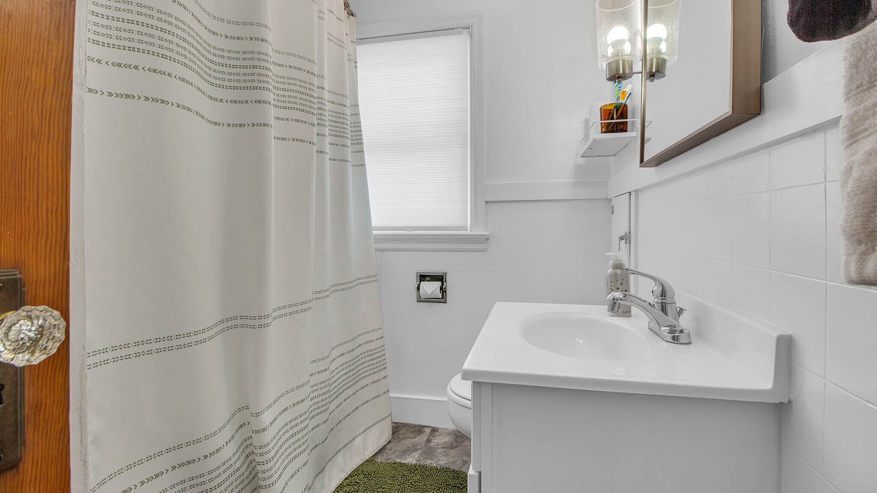 Photo of Bathroom in Marion