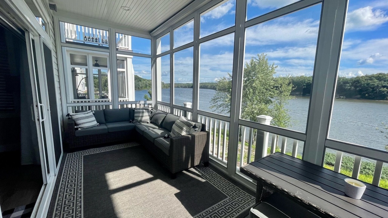Photo of Livingroom in Ottawa