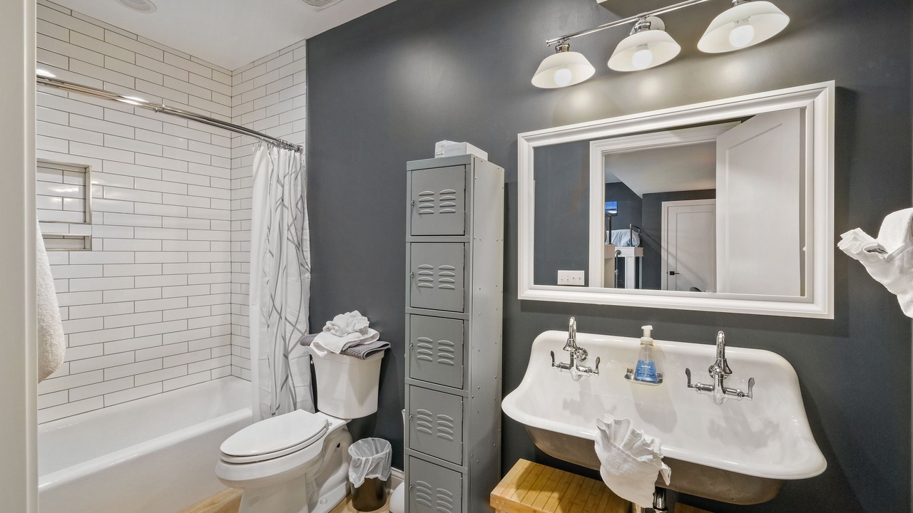 Photo of Bathroom in Ottawa