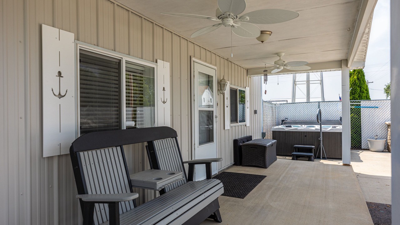 Photo of Patio Balcony in Shelbyville