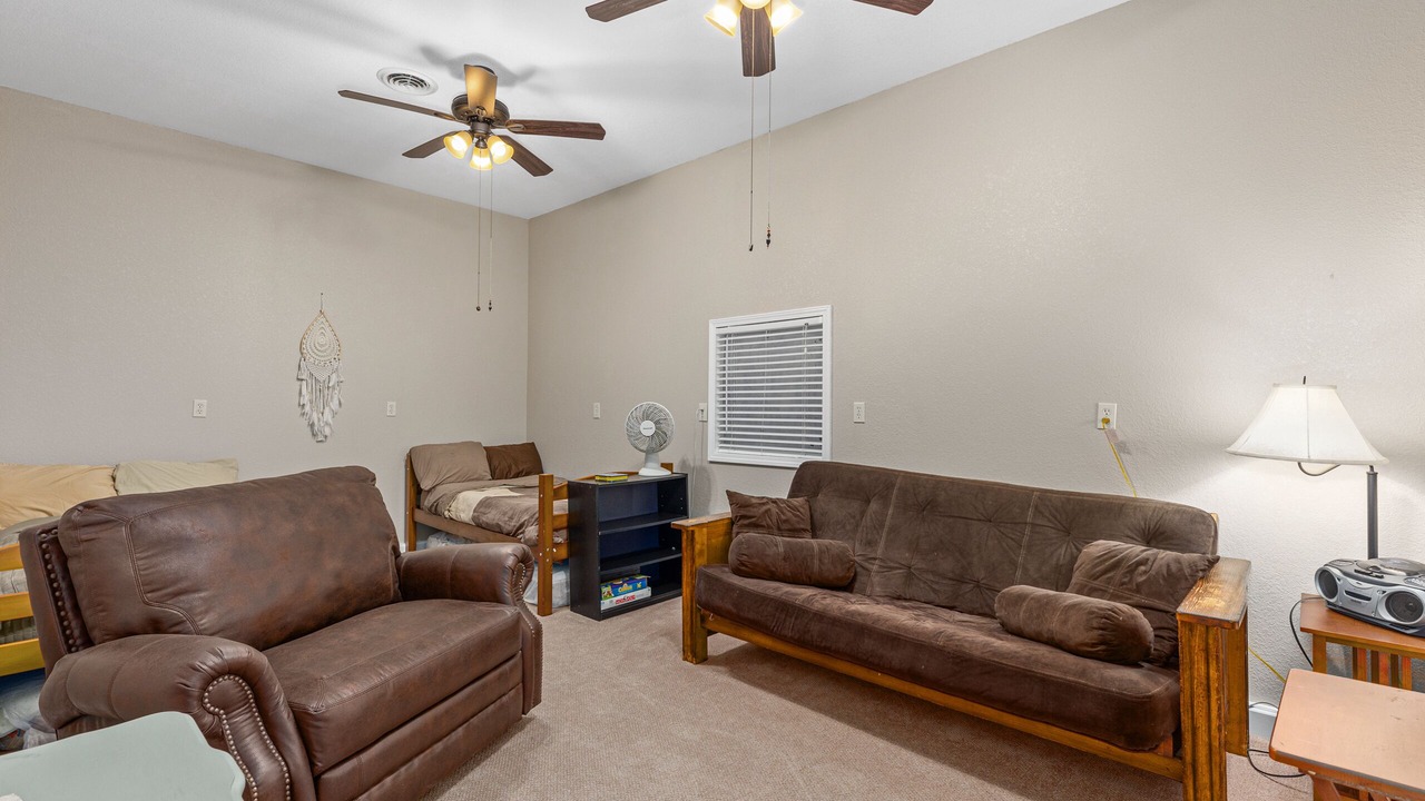 Photo of Livingroom in Shelbyville