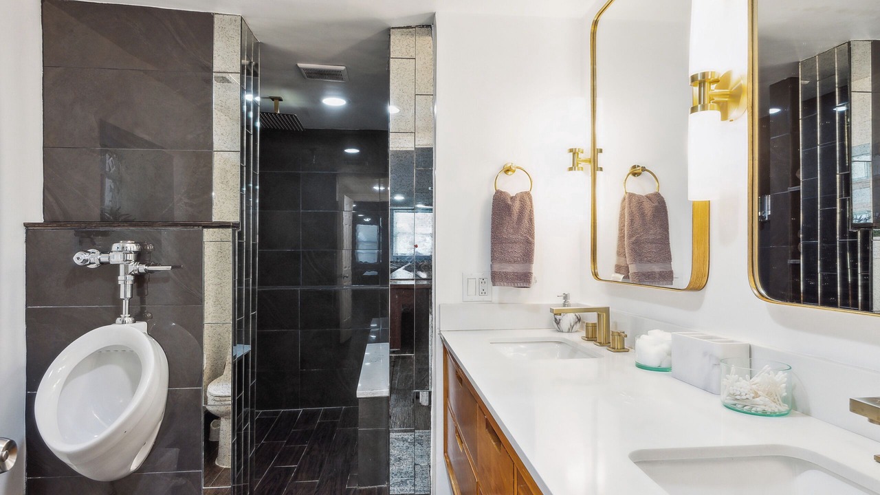 Photo of Bathroom in Wrightwood Neighbors