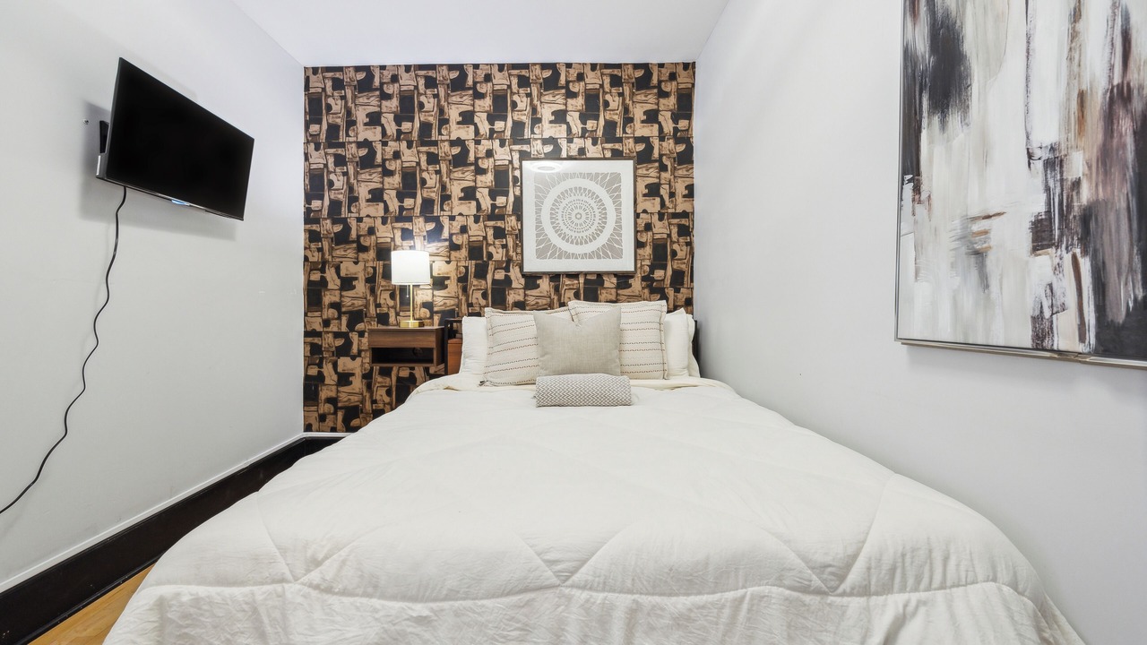 Photo of Bedroom in Wrightwood Neighbors