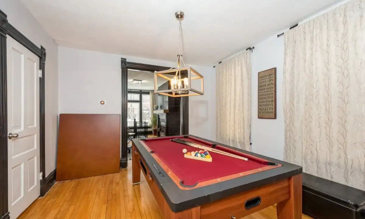 Photo of Bedroom in Wrightwood Neighbors