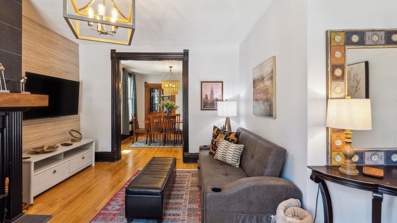 Photo of Livingroom in Wrightwood Neighbors